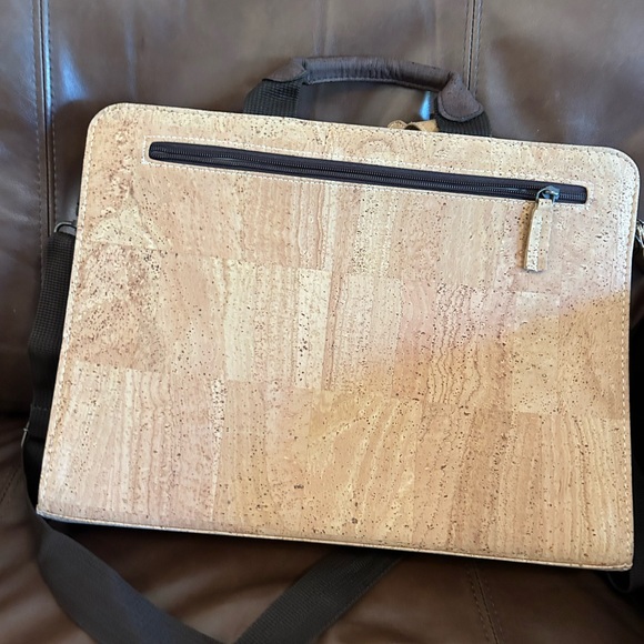 Artelusa Cork Briefcase - Picture 2 of 5